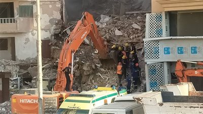 عقار ميامي، انتشال جثة ثالثة لطفل من تحت الأنقاض 