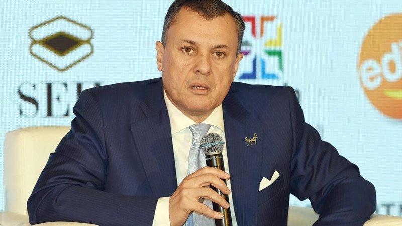 أحمد عيسي وزير السياحة