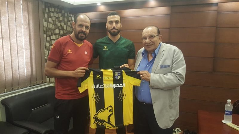 المقاولون يعلن صفقاته