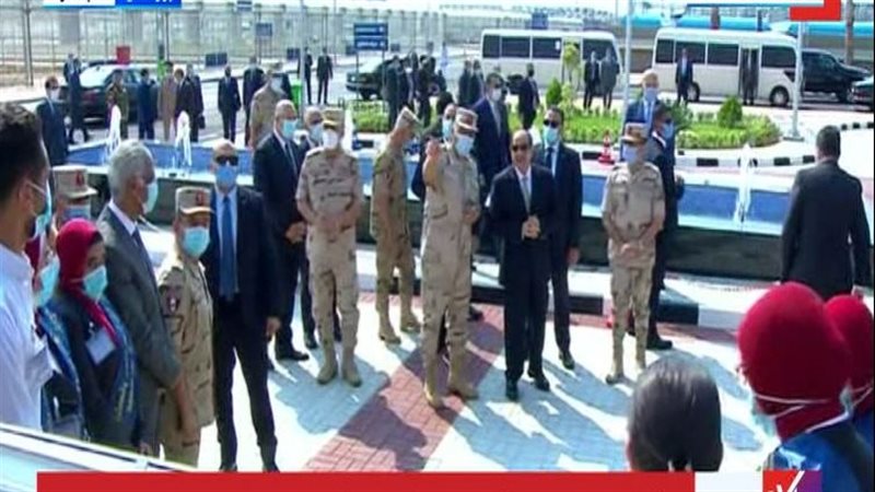 السيسي يتفقد مراحل