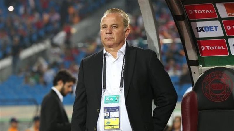 شوقي غريب مدرب المنتخب