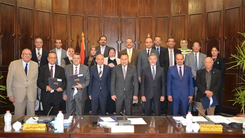 مجلس جامعة الإسكندرية
