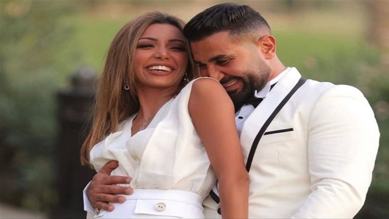 أحمد سعد وزوجته علياء