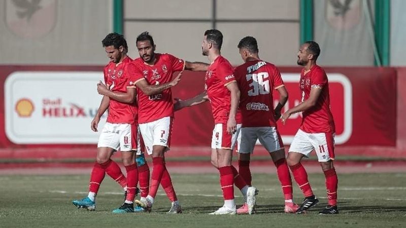 لاعبو الأهلى
