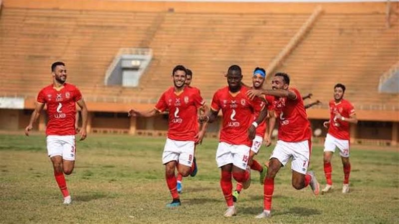 لاعبوالأهلى