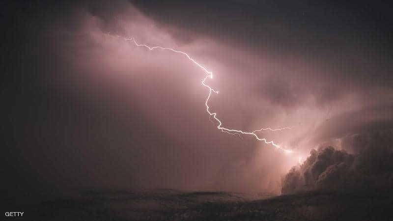 عاصفة