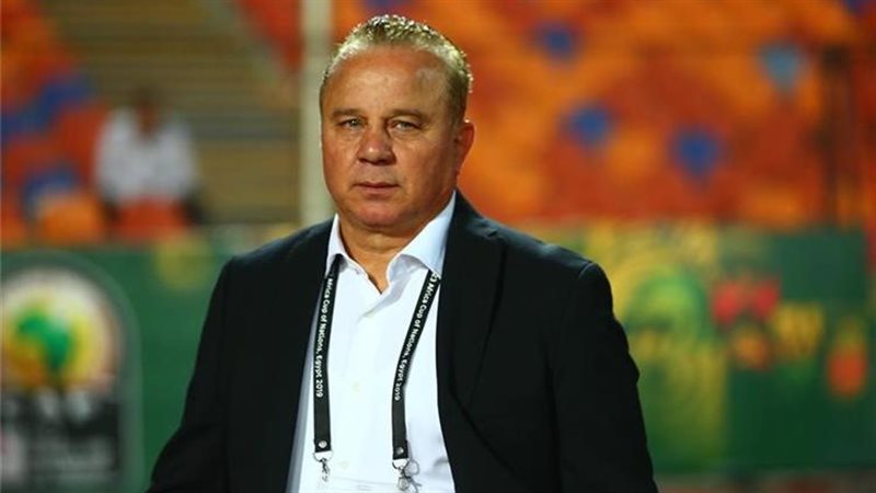 شوقي غريب مدرب المنتخب
