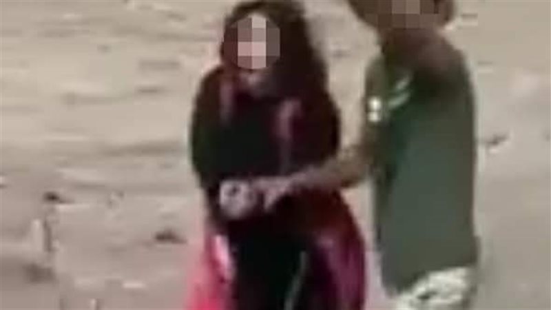 إعتداء شاب على شقيقته