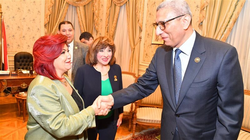 انتخابات لجنة السياحة