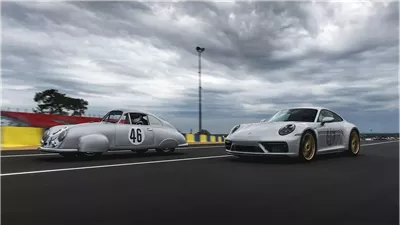 سيارات بورش 911 كاريرا جي تي إس في سباق لومان 