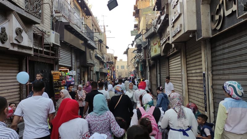 زحام كثيف بشارعي