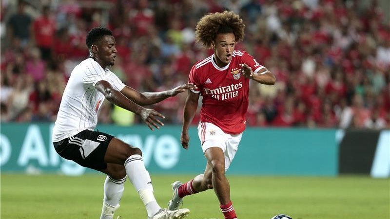 دييجو موريرا لاعب