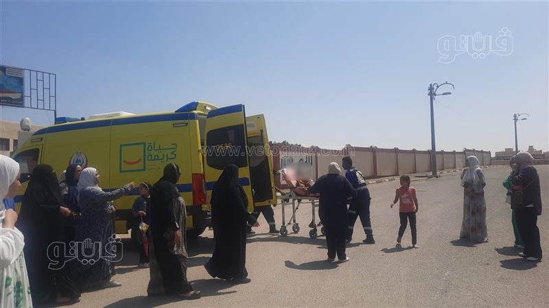 الطالبة خلال تقديم