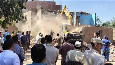 توفير مسكن بديل لأسرة العقار المنهار بالمنوفية