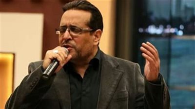 أبكت العرب وأجمل إبداعات الشريعي، أغنية الحدود التي قدمها علاء عبد الخالق مع فرقة الأصدقاء (فيديو) 