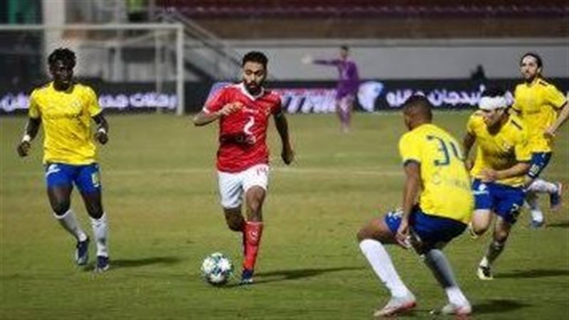 الأهلى والأسماعيلى،