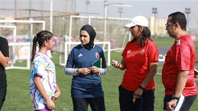 الأهلي ينظم اختبارات الناشئات لتجهيز فريق 2005 للكرة النسائية 
