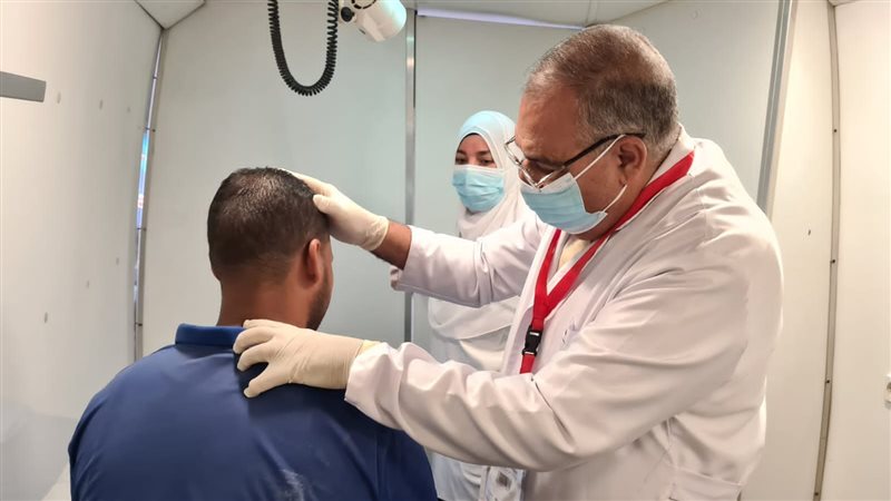 قافلة طبية بقرية