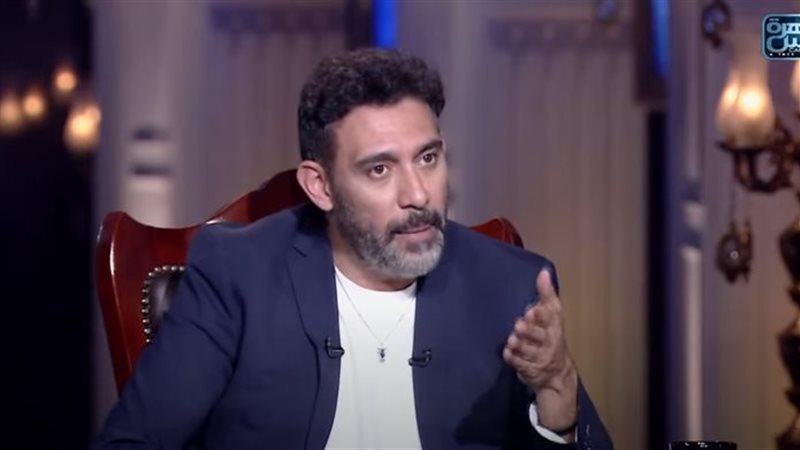 الفنان عمرو مصطفى،