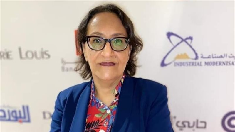حنان رمسيس،خبيرة