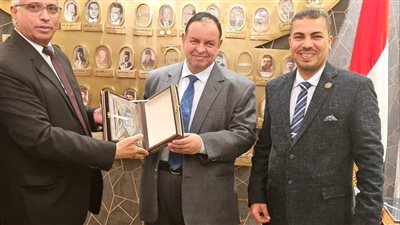 حصيلة جلسة واحدة لبيع بضائع المهمل بموانئ الإسكندرية بـ165 مليون جنيه 