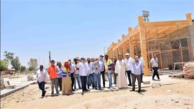 محافظ الأقصر يتابع المشروعات الخدمية الجاري تنفيذها