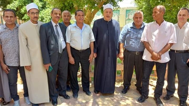 رئيس قطاع المعاهد