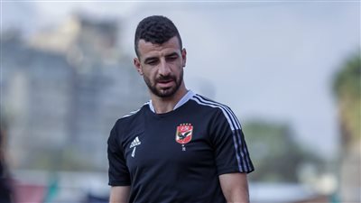 الأهلي يبلغ محمود متولي بفسخ العقد بالتراضي نهاية الموسم 