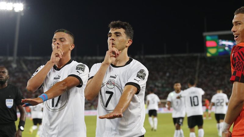 محمود صابر، فيتو