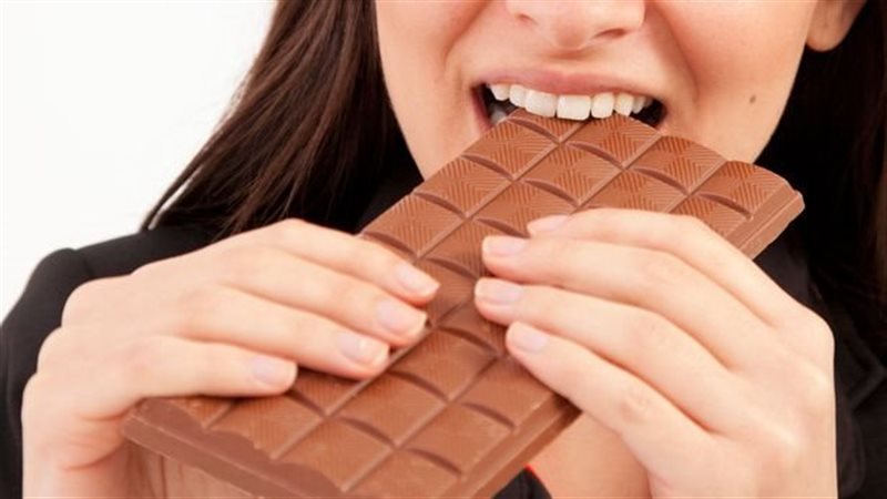 الشوكولاتة الداكنة،