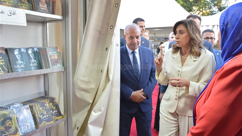 نيفين الكيلاني وزيرة