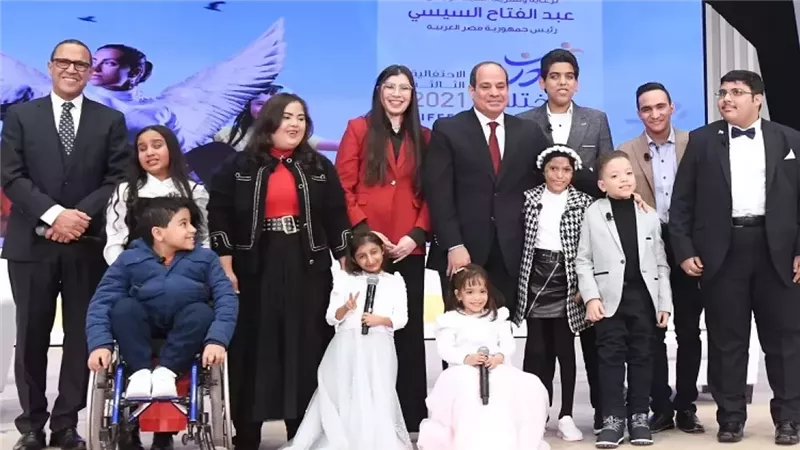 الرئيس السيسي مع