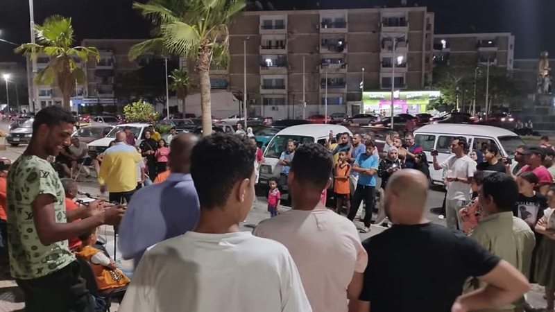 احتفالات المواطنين،