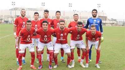 الأهلى يوقع عقودًا احترافية لبعض لاعبى الناشئين خوفًا من رحيلهم