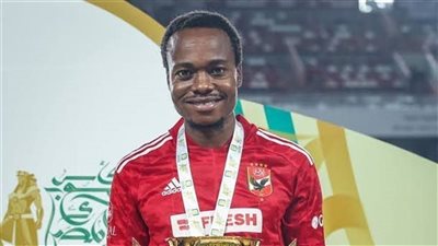 موقف الأهلي من احتراف بيرسي تاو بعد عرض بيرنلي الإنجليزي 