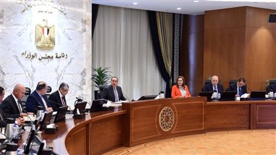 جولات وقرارات حاسمة واتفاقيات دولية، تفاصيل أسبوع ساخن لرئيس مجلس الوزراء (إنفوجراف)