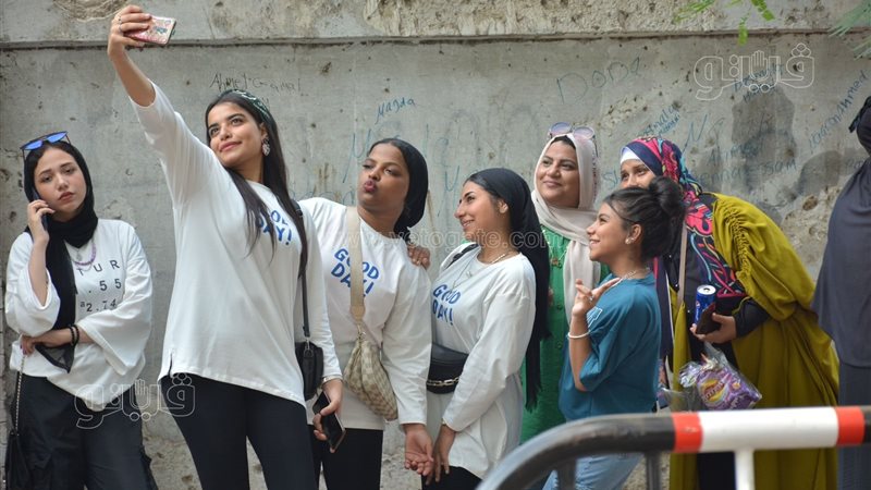 طلاب الثانوية العامة،