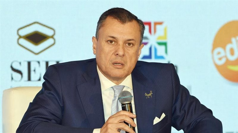 أحمد عيسي وزير السياحة