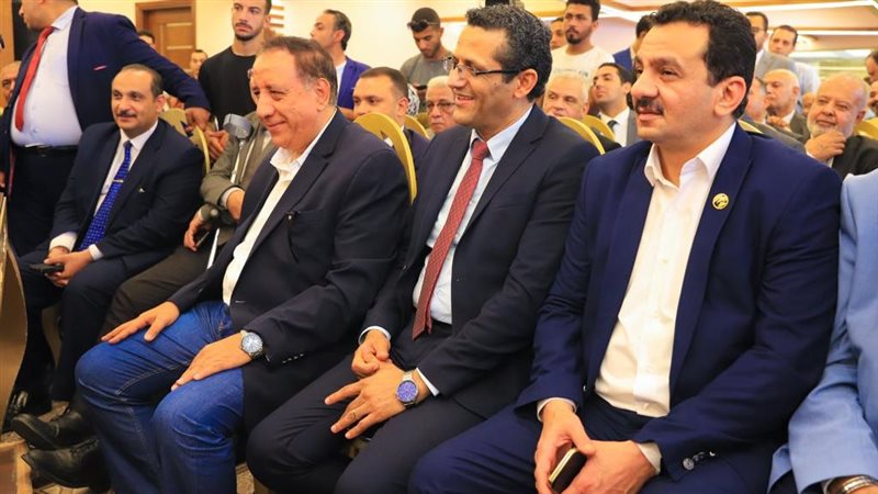 نقيب الصحفيين يشارك