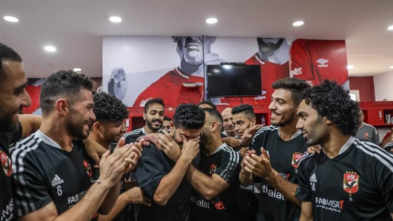 الأهلي يودع أيمن