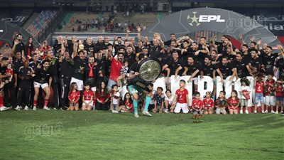 كله يرقص، احتفالات لاعبي الأهلي بالدوري مع الجمهور (فيديو)