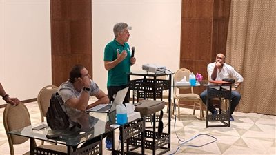 مندوب الفيفا يهدد بالتصعيد ضد اتحاد الكرة، أزمة عنيفة تضرب معسكر الحكام اليوم 
