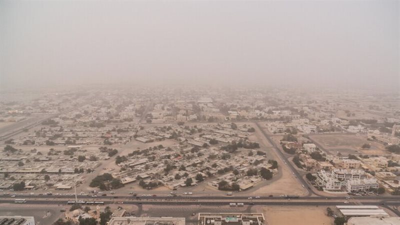 عاصفة ترابية شديدة،