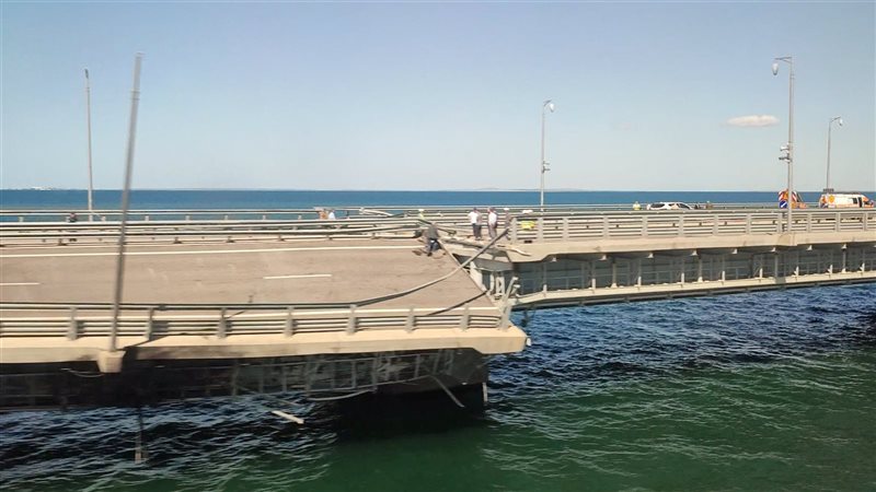 جسر القرم، فيتو