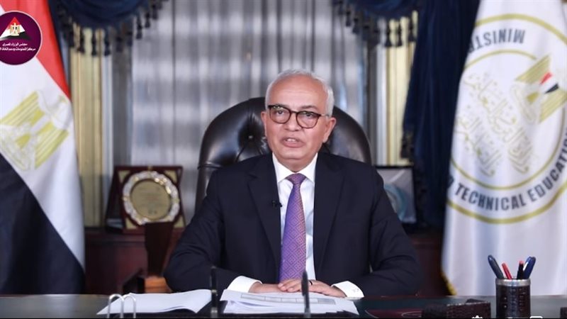 رضا حجازي وزير التربية