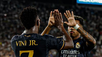 يوفنتوس يتقدم على ريال مدريد 1/2 في الشوط الأول 