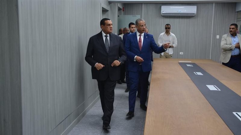اللواء هشام آمنة