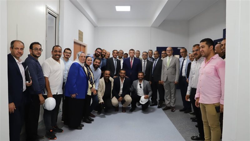 جامعة عين شمس، فيتو