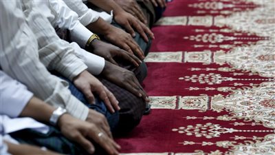 مواقيت الصلاة اليوم، موعد أذان العشاء اليوم الأربعاء 2- 8-2023 بتوقيت القاهرة والمحافظات 