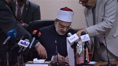 وكيل الأزهر: طباعة مستخرجات النجاح والرسوب فور اعتماد نتيجة الثانوية الأزهرية.. وإجراءات رادعة ضد من يثبت خطأه في التصحيح 